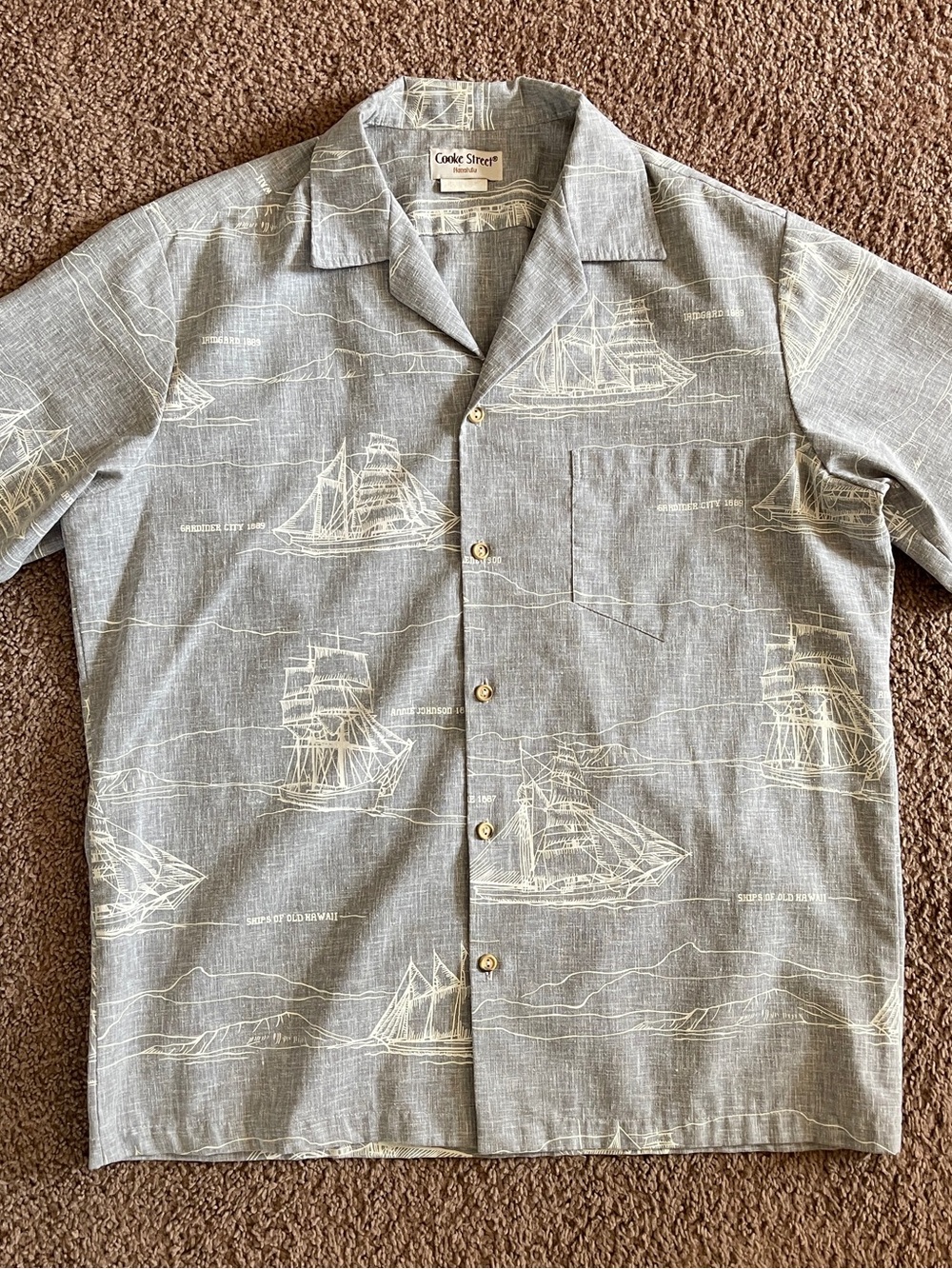 Gray/Blue Vintage Cooke Street Honolulu Sailboat Print Hawaiian Shirt 🤙